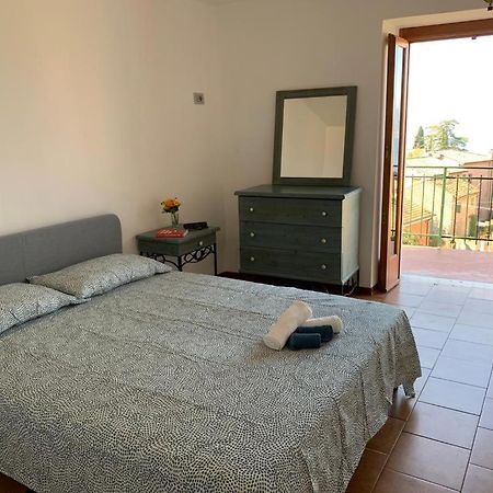 Casa Lisetta, 3-Room Apartment With Lake View Torri Del Benaco Eksteriør bilde