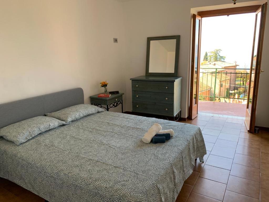 Casa Lisetta, 3-Room Apartment With Lake View Torri Del Benaco Eksteriør bilde